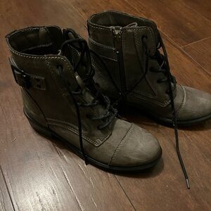 Madden Girl boots, size 6.5 NWOT
